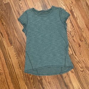 Lululemon running shirt size 6